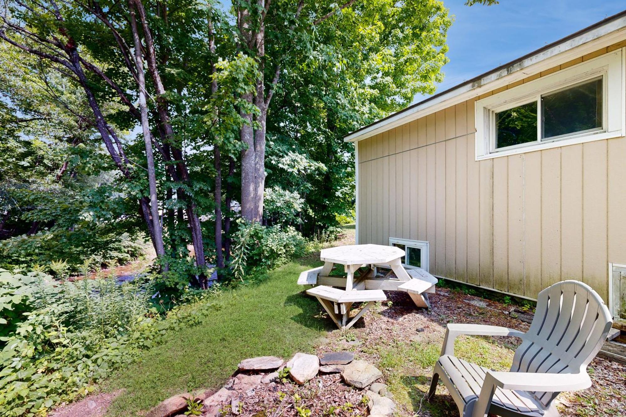 Vermont Farm Proctorsville Room photo